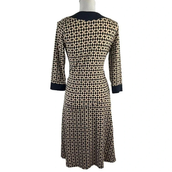 BCBG Maxazria Dress Tan and Black Geometric Mod Draped Neckline Size XS - Picture 3 of 10